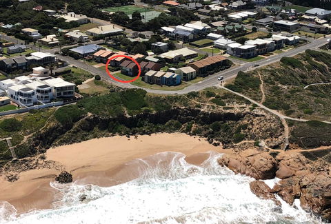 Southern Sands\' Beachfront Apartment - Accommodation Coffs Harbour 15