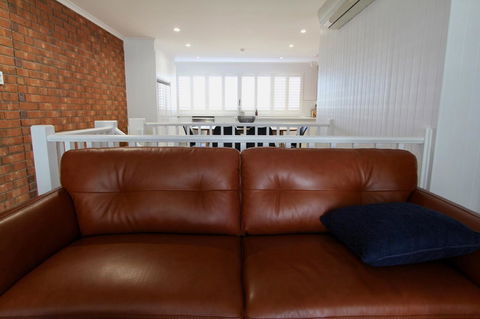 Southern Sands\' Beachfront Apartment - Accommodation Coffs Harbour 6