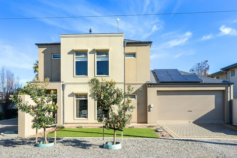 Blue Zone - Aldinga Beach - Accommodation Coffs Harbour 0
