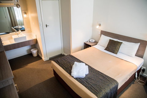 Lilac City Motor Inn & Steakhouse - Accommodation Coffs Harbour 29