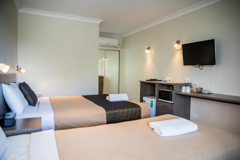 Lilac City Motor Inn & Steakhouse - Accommodation Coffs Harbour 5