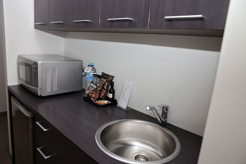 Mawson Lakes Hotel - Accommodation Coffs Harbour 32