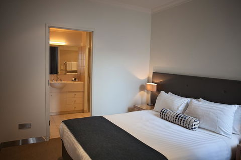 Mawson Lakes Hotel - Accommodation Coffs Harbour 3