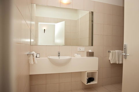 Mawson Lakes Hotel - Accommodation Coffs Harbour 36