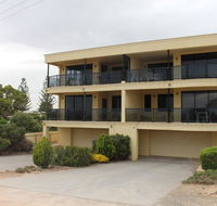 The Lighthouse - Beachfront Accommodation - Accommodation Coffs Harbour