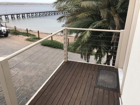 Beachside & Jetty View Apartment 6 - Captain\'s Apt - Accommodation Coffs Harbour 10