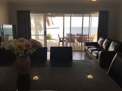 Beachside & Jetty View Apartment 6 - Captain\'s Apt - Accommodation Coffs Harbour 31