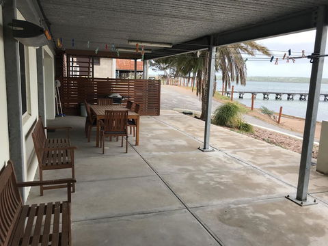 Beachside & Jetty View Apartment 6 - Captain\'s Apt - Accommodation Coffs Harbour 37