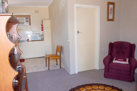 Kimba Units - Accommodation Coffs Harbour 4