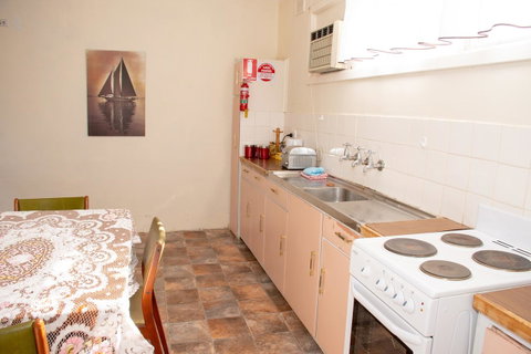 Kimba Units - Accommodation Coffs Harbour 15