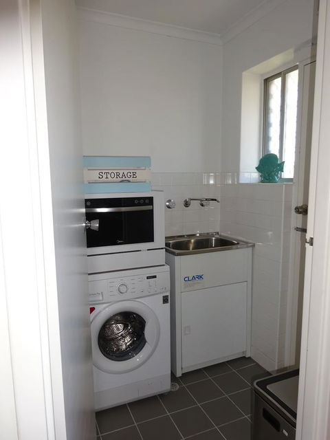 Aurora Holiday Apartment @West Beach - Accommodation Coffs Harbour 24
