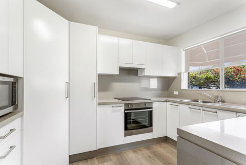 Laman Lodge, Unit 2, 15 Laman Street - Accommodation Coffs Harbour 7