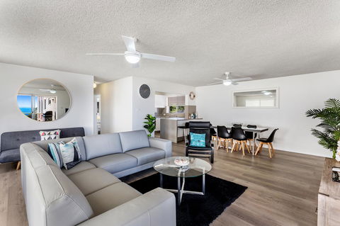 Laman Lodge, Unit 2, 15 Laman Street - Accommodation Coffs Harbour 3