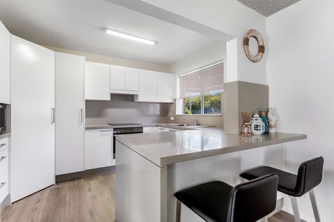 Laman Lodge, Unit 2, 15 Laman Street - Accommodation Coffs Harbour 6