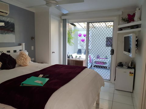 Nelson Bay Bed & Breakfast - Accommodation Coffs Harbour 2