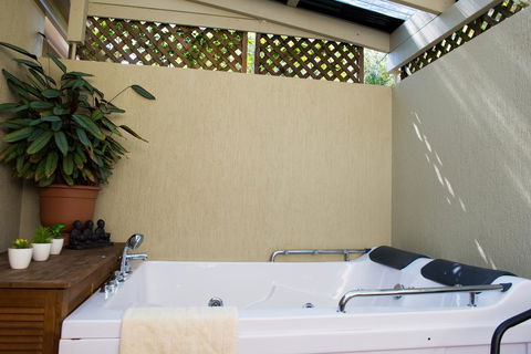 Nelson Bay Bed & Breakfast - Accommodation Coffs Harbour 28