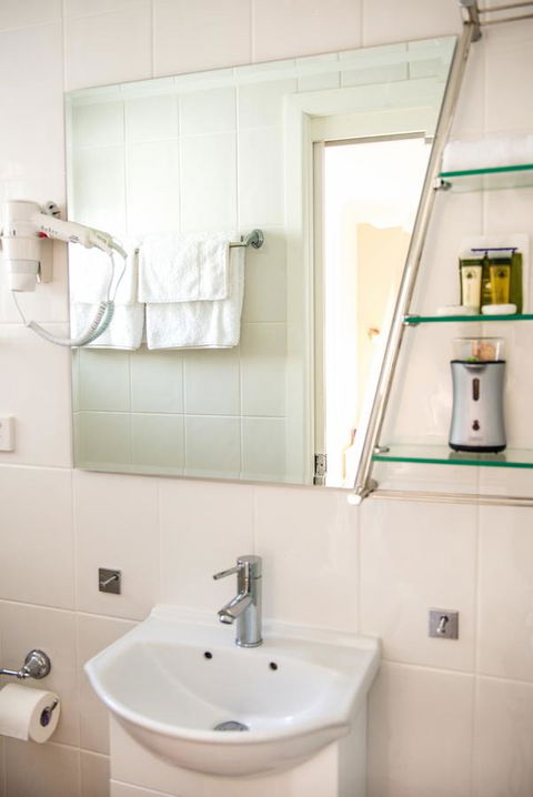 Nelson Bay Bed & Breakfast - Accommodation Coffs Harbour 27