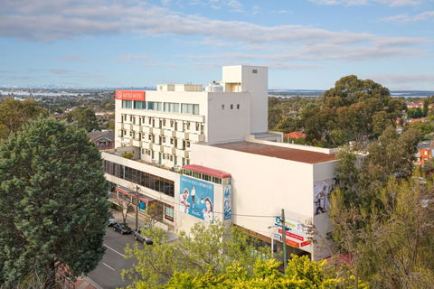 Metro Hotel Miranda - Accommodation Coffs Harbour 1