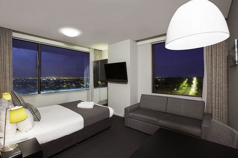 Metro Hotel Miranda - Accommodation Coffs Harbour 9