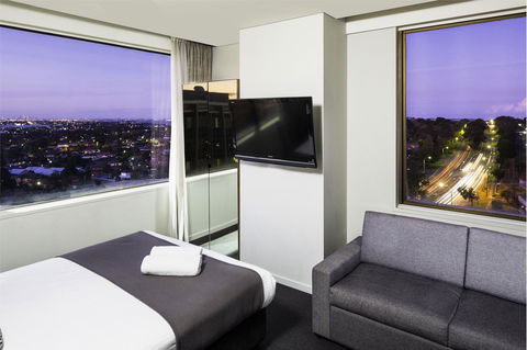Metro Hotel Miranda - Accommodation Coffs Harbour 4