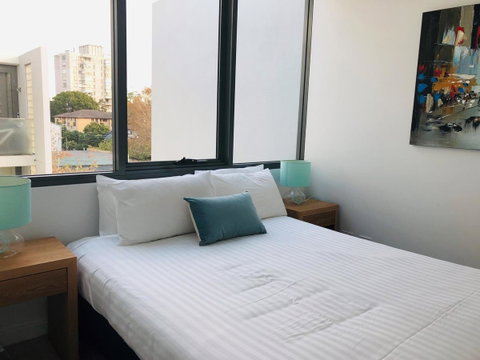 Wyndel Apartments Neutral Bay - Military - Accommodation Coffs Harbour 3