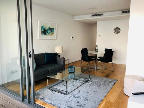 Wyndel Apartments Neutral Bay - Military - Accommodation Coffs Harbour 0