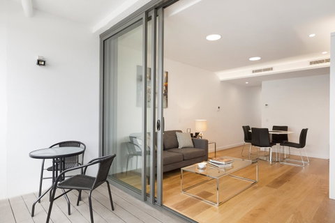 Wyndel Apartments Neutral Bay - Military - Accommodation Coffs Harbour 10