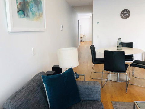 Wyndel Apartments Neutral Bay - Military - Accommodation Coffs Harbour 5