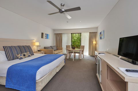 Waves Byron Bay - Accommodation Coffs Harbour 26