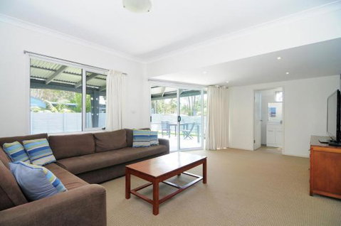 Huskisson Holiday Motel Cabins - Accommodation Coffs Harbour 25