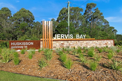 Huskisson Holiday Motel Cabins - Accommodation Coffs Harbour 23