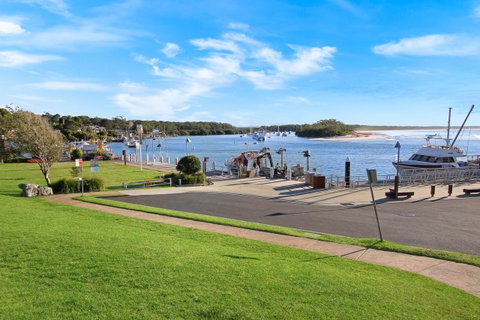 Huskisson Holiday Motel Cabins - Accommodation Coffs Harbour 4