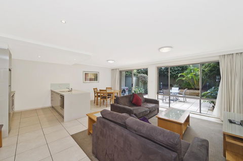 Flynns Beach Resort - Accommodation Coffs Harbour 2