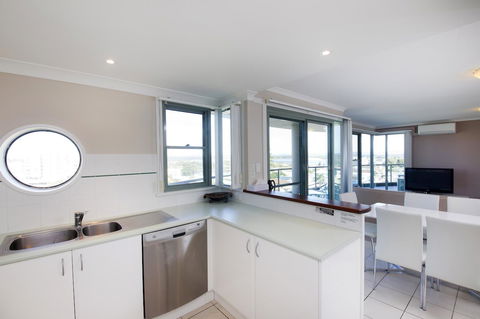 Sails Apartments - Accommodation Coffs Harbour 2
