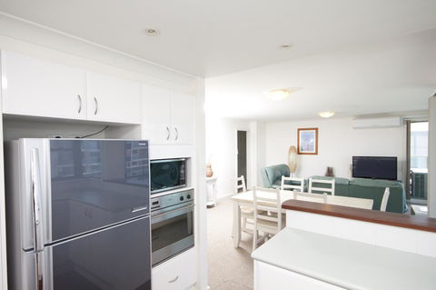 Sails Apartments - Accommodation Coffs Harbour 17