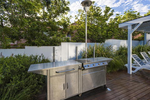 Oaks Nelson Bay Lure Suites - Accommodation Coffs Harbour 7