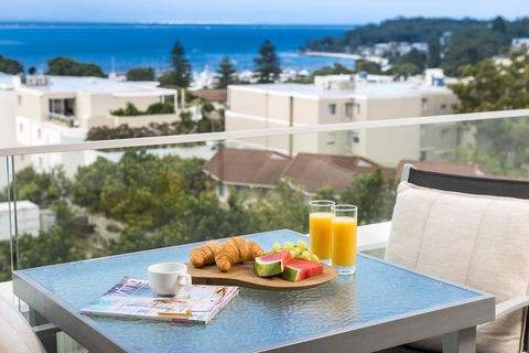 Oaks Nelson Bay Lure Suites - Accommodation Coffs Harbour 6