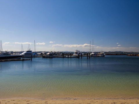 Oaks Nelson Bay Lure Suites - Accommodation Coffs Harbour 3