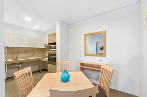 Quality Suites Pioneer Sands - Accommodation Coffs Harbour 14