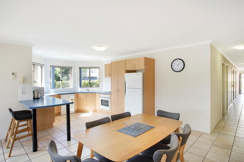 Sails Luxury Apartments Merimbula - Accommodation Coffs Harbour 9