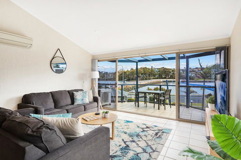 Sails Luxury Apartments Merimbula - Accommodation Coffs Harbour 29