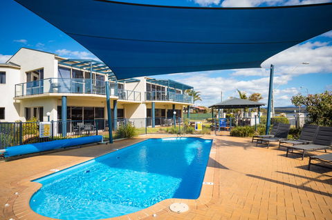 Sails Luxury Apartments Merimbula - Accommodation Coffs Harbour 42