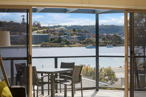 Sails Luxury Apartments Merimbula - Accommodation Coffs Harbour 2
