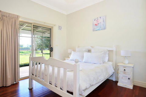 Terara Riverside Retreat - Accommodation Coffs Harbour 14