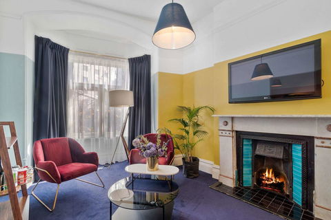 Hotel Harry, Ascend Hotel Collection - Accommodation Coffs Harbour 2