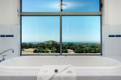 The Observatory Self Contained Apartments - Accommodation Coffs Harbour 5
