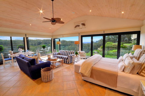 The Outlook Cabana - Accommodation Coffs Harbour 6