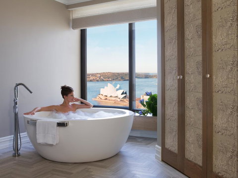 Four Seasons Hotel Sydney - Accommodation Coffs Harbour 39