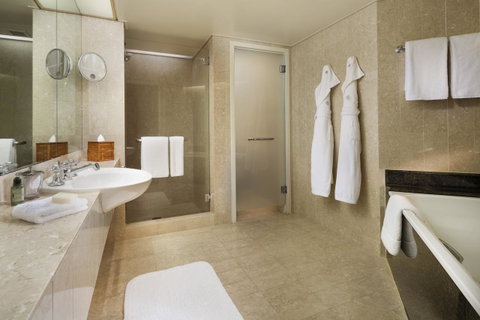 Four Seasons Hotel Sydney - Accommodation Coffs Harbour 42