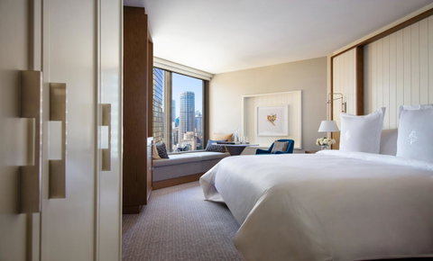 Four Seasons Hotel Sydney - Accommodation Coffs Harbour 9